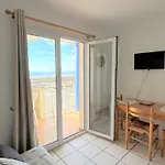 Bord De Avec Balcon, Parking Et Commodites - Fr-1-652-17 *