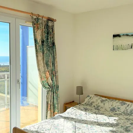 Apartmán Bord De Avec Balcon, Parking Et Commodites - Fr-1-652-17